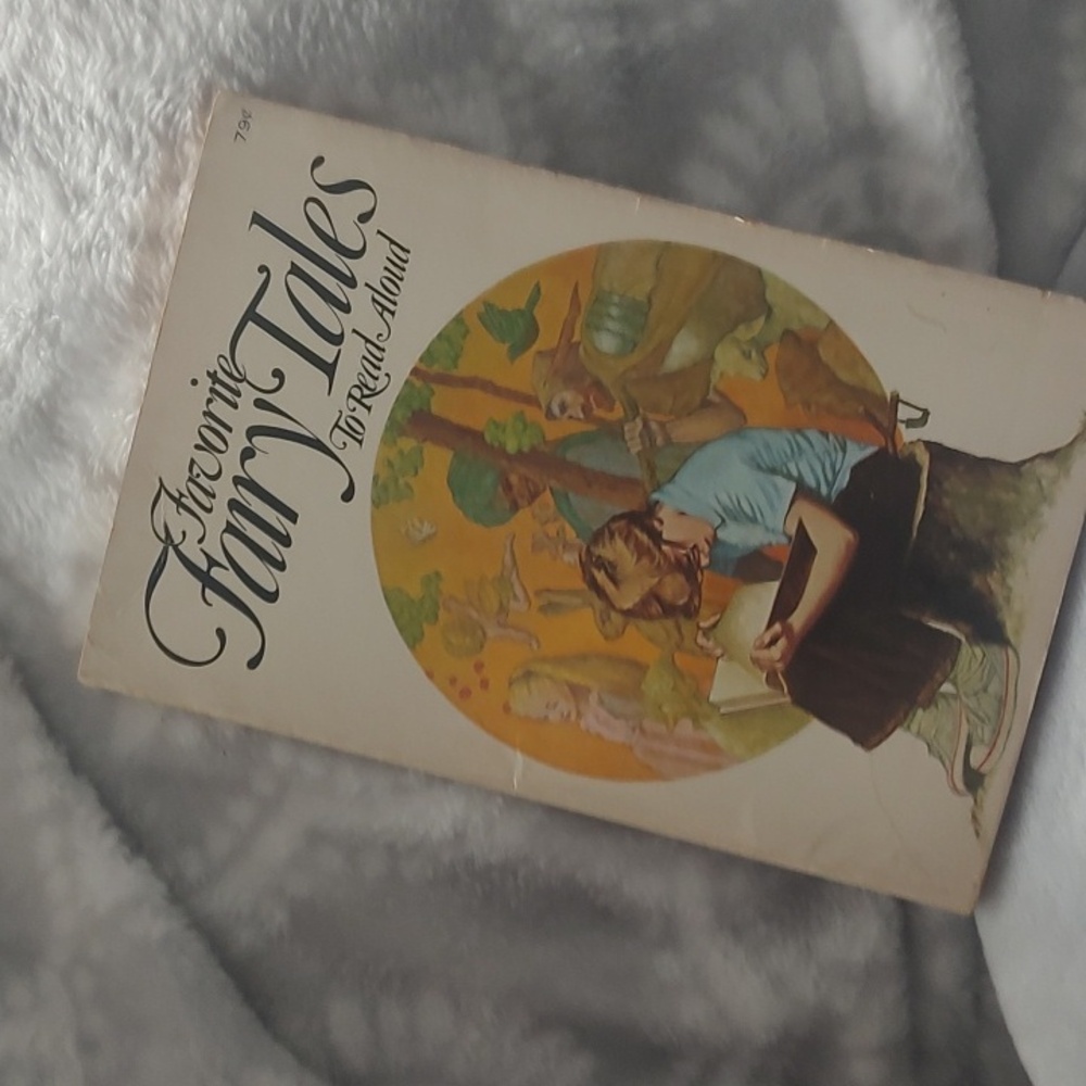 Favorite Fairy Tales  Book